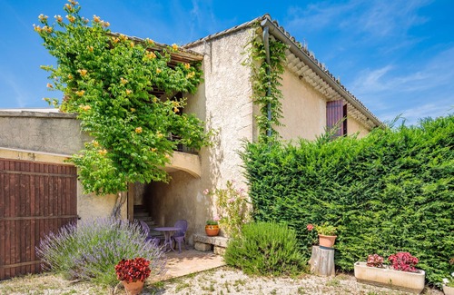 Taillades House | Provencal house in the heart of the Luberon natural park. Close to Avignon