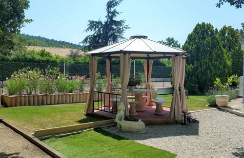 Saint-Vallier-de-Thiey Villa | Provencal villa with private protected pool and tennis