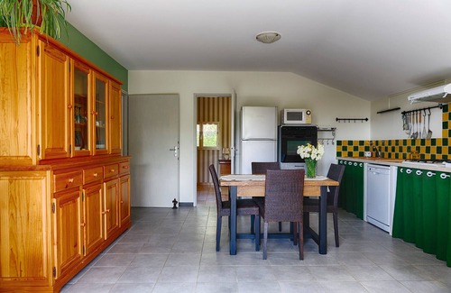 Visan House | "Provence-cool" 50m² gîte in an old Provencal farmhouse