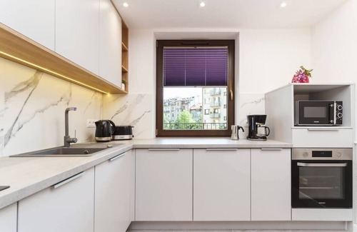 Stare Podgorze Apartment | Przedwiośnie 2B | Remote Work Apartment | Parking