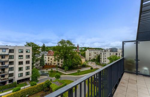 Stare Podgorze Apartment | Przedwiośnie Chic Harmony Apartment by BookingHost