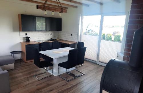 Czarna Dabrowka House | Przy jeziorze - domek na Kaszubach z balią