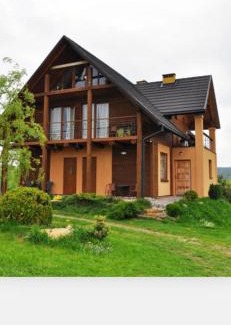 Lutowiska House | Przystanek Bieszczad