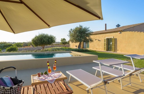Ragusa Villa | Psyke, villa with private pool near the golf courses a few km from the sea