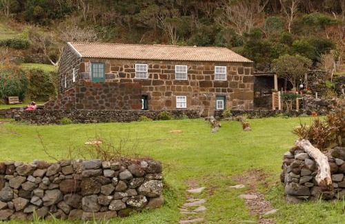 Faja da Caldeira de Santo Cristo House | Caldeira Guesthouse