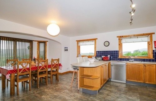 Grantown-on-Spey House | PTARMIGAN, with a garden in Carrbridge
