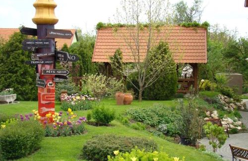 Csakvar Bed & Breakfast | Publo Étterem és Panzió