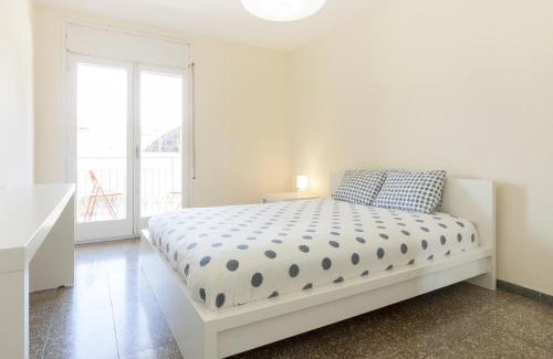 Barcelona Apartment | Pubone AT Barberà del Valles