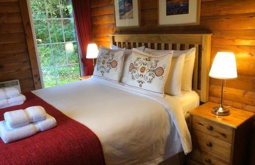 Rashfield Cabin | Pucks Glen Lodges, Rashfield, by Dunoon