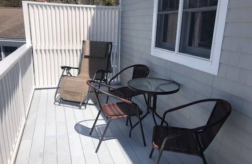 East Boothbay Apartment | Puffin Perch - Waterfront Apartment on Linekin Bay - Fire Pit & Dock Access