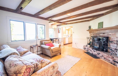 Brooklin House | Puffin Rock - Private Oceanfront Beach in Brooklin, Maine