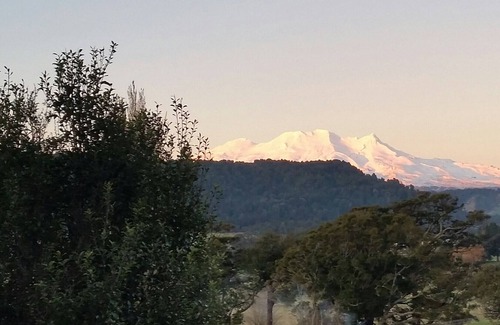 Ohakune Ski Chalet | Puke iti - Contemporary Mountain Chalet With Mountain Views & Hot Tub