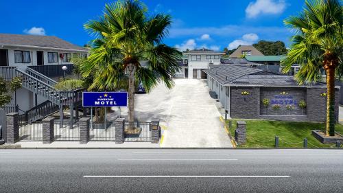 Pukekohe Hotel | Pukekohe Motel