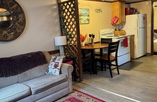 Pulaski House | Pulaski Hideaway – Near Salmon River, Pet Friendly