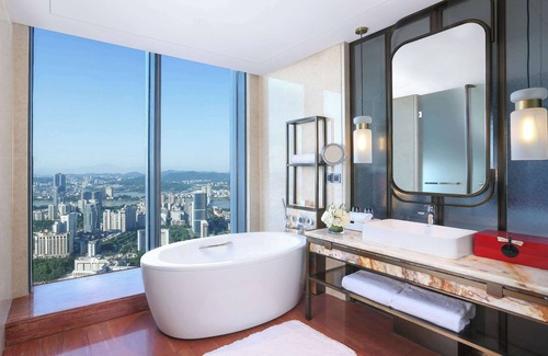 Huizhou Hotel | Pullman Huizhou Kaisa
