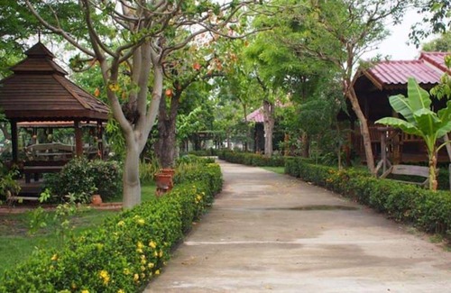 Sam Chuk Hotel | Punpisa Resort