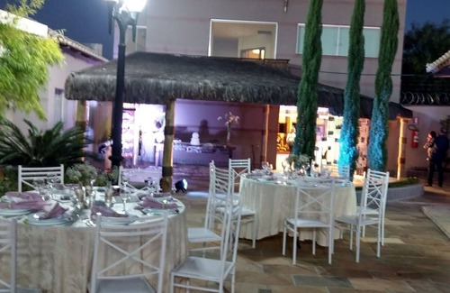 Setor Lagoa Quente House | PUNTA CALDAS > CASA C > R$686/CASA/NOITE > ACOMODA ATÉ 10