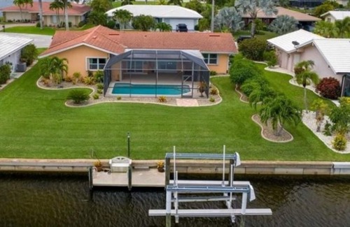Punta Gorda House | Punta Gorda Isles Updated 2b2b Canal Pool Home - 2026 Dates Available!