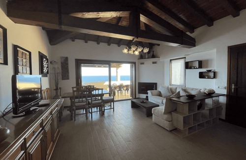 Capo Coda Cavallo Apartment | Puntaest Quadrilocale Terrazza Favolosa Vista Mare