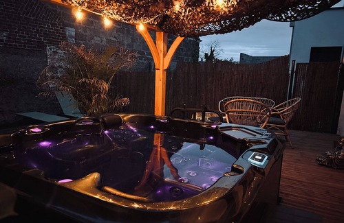 Ecaillon Apartment | Pura Vida Spa - Gîte 4 Couchages Avec spa Privatif - Équipement Bébé sur Demande