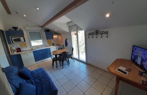Proulieu Cabin | Puravida Apparts