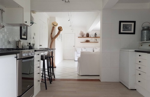 St. George's Apartment | Pure Grenada Location location location Stylish & Comfortable Simple yet Elegant