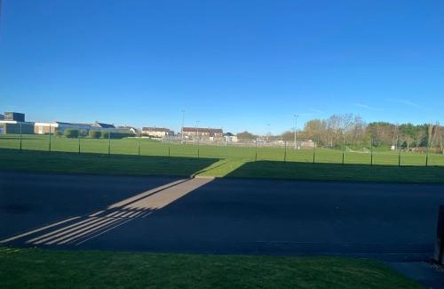 Dunfermline Apartment | Pure Home Oakley Park View By Tba