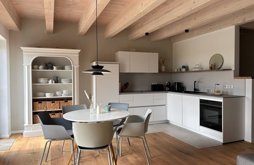 Wangerland Apartment | Pure hygge on the North Sea - your special time-out in the listed Gulfhof