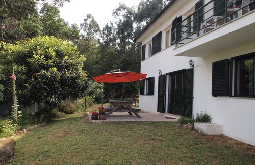 Vila Nova de Cerveira House | Pure relaxation! Bright holiday home in a quiet location with pool