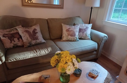 Athens House | Pure relaxation, fresh air and lots of privacy. Lakes and waterfalls nearby.