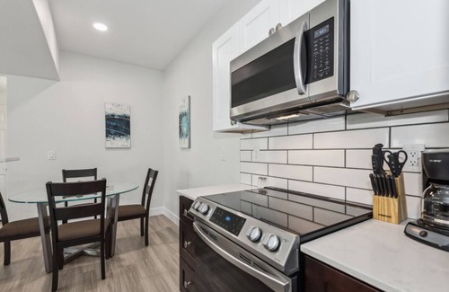 Arrowhead Ranch Apartment | Pure Suites Furnished Two Bed Glendale Pool Gym