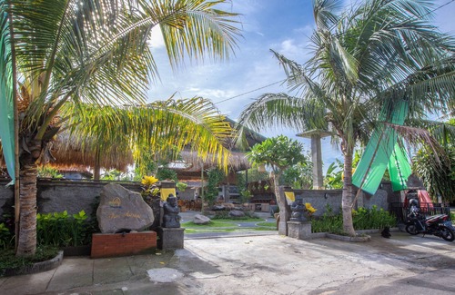 Batuan House | Puri Astrani is a villa that has 2 bedrooms with private pool