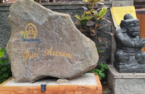 Batuan House | Puri Astrani is a villa that has 2 bedrooms with private pool