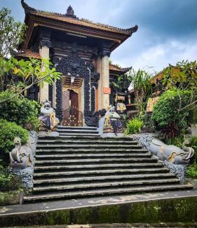 Undisan House | Puri Karang Residence