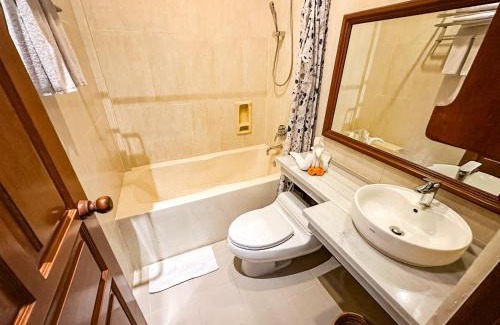 Undisan House | Puri Karang Residence