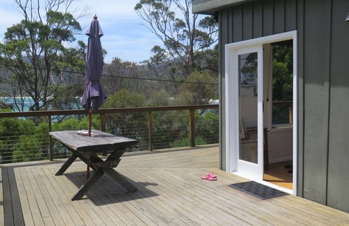 White Beach Cottage | Put your feet up and relax by the sea