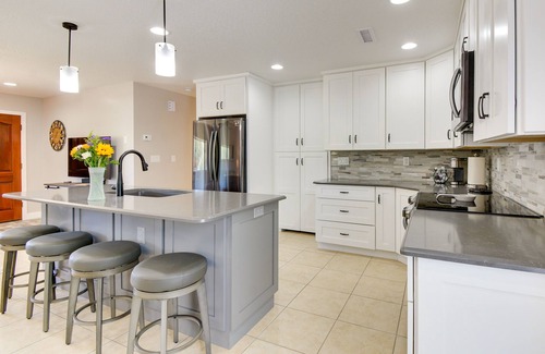 Diamond Valley House | Putting Green & Patio: Central Prescott Home