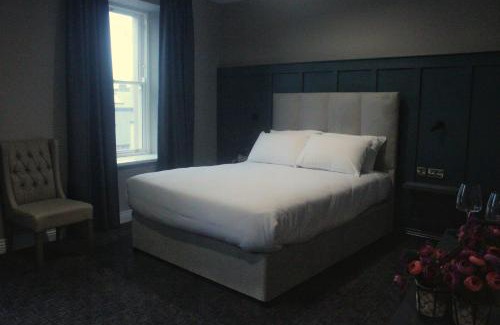 Clondra Hotel | Pv Fallons