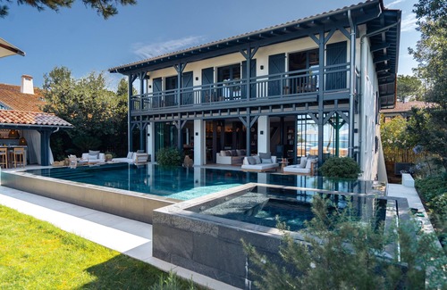 Pyla-sur-Mer Villa | Pyla - Villas Sunshine - Unique - 26 personnes