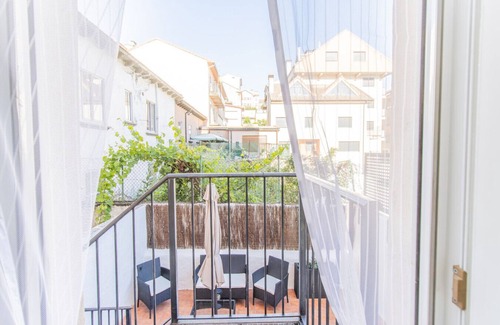Abena Apartment | Pyrenees Escape with Terrace & BBQ
