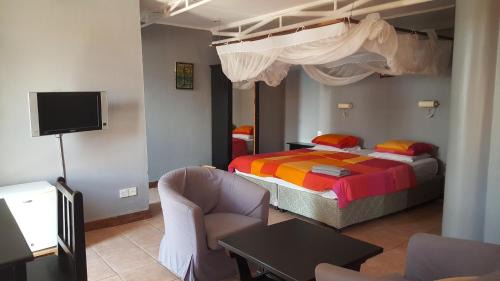 Oyster Bay Bed & Breakfast | Q-Bar & Guesthouse