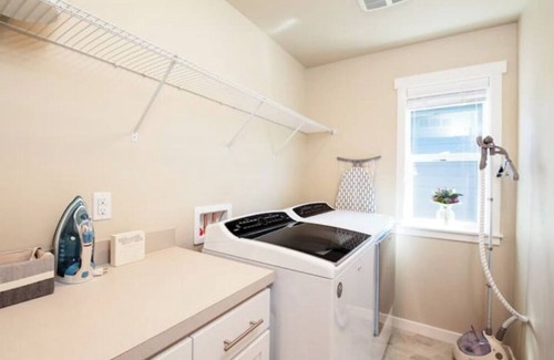 South Hill House | Q House in South Hill, Puyallup - 5 BR/2.5 Bath