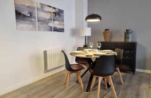 Poble Nou Apartment | QEhome - confort, parking y cargador EV en el centro de Manresa