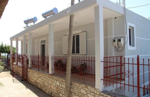 Qeparo Apartment | Qeparo Rooms Petraq Rusha
