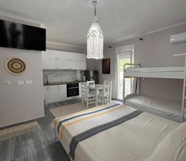 Borsh House | Qetësia Borsh