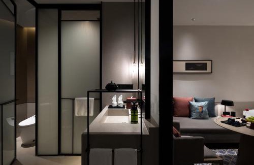 Changping Hotel | Qianzitong First Seeing Hotel