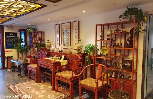 Dongcheng Hotel | Qinfu Hotel Beijing Nanluogu Lane Houhai