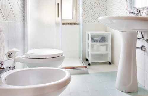 Piana Calzata Apartment | Quadruple Room with Balcony 1st floor via S.Cipolla 3