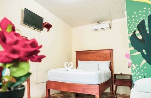 Moyogalpa Bed & Breakfast | Quadruple Room with View
