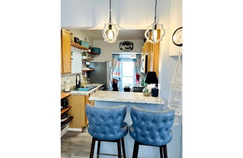 Montrose House | Quaint 1-bedroom home in downtown Montrose 016292